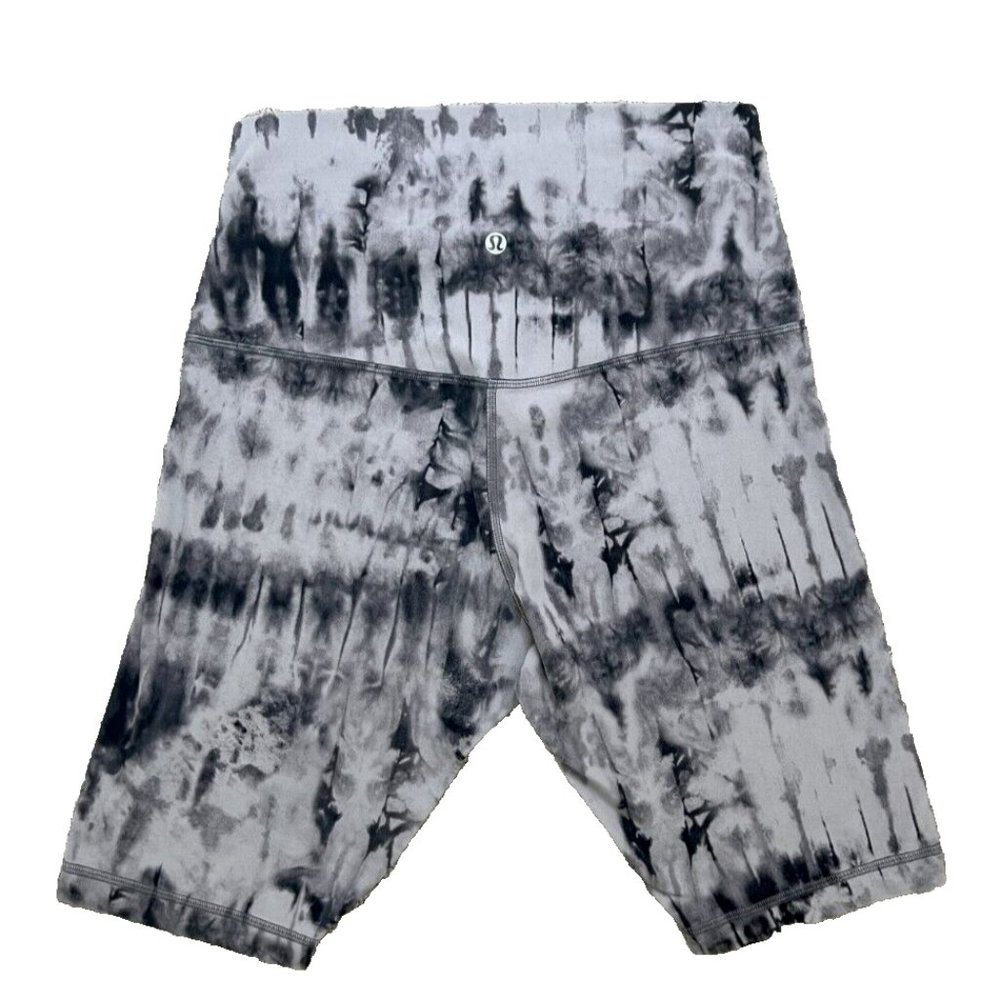 Lululemon Align High Rise Tie-Dye Biker Shorts - 10